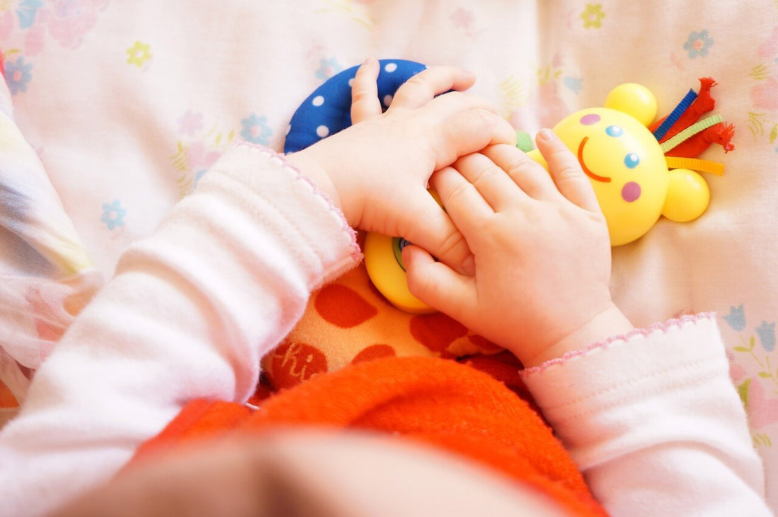 Let's Play! Sensory Games & Activities Babies Love